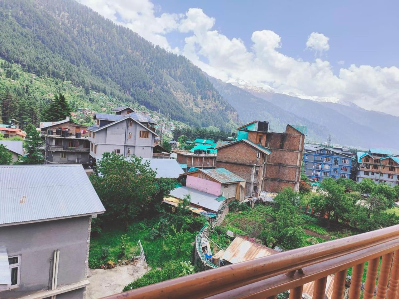 Hotel Hadimba Regency ! Free 4 Wheeler Parking ! Mountain View Rooms ! Near Mall Road Manali Eksteriør billede